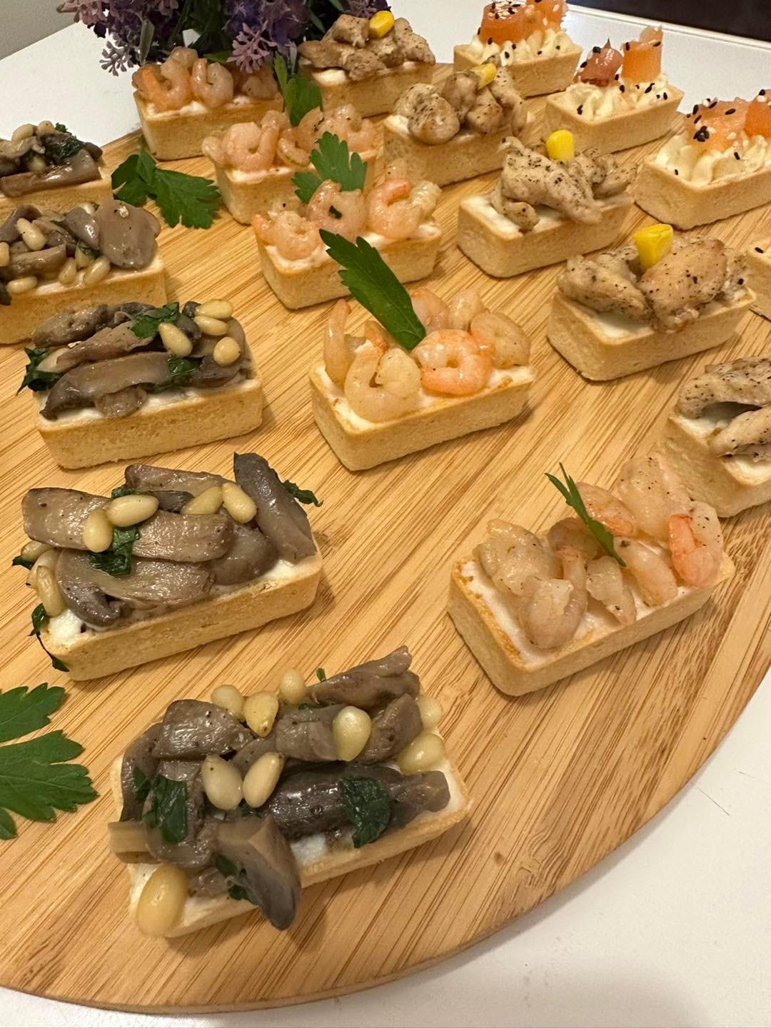 Tartelette rectangle (viande haché-champignon, crevette, poulet, saumon)